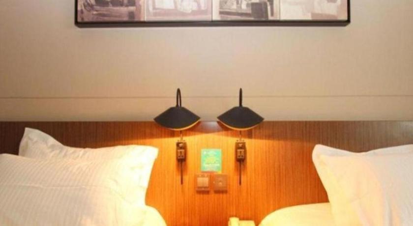 Jinjiang Inn Select Wuhan Xinhua Road Xiehe Hospital Exterior photo